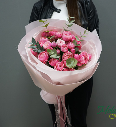 Букет из кустовых розовых роз "Silvia Pink" Фото 394x433